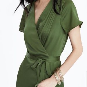 New Banana republic olive wrap dress